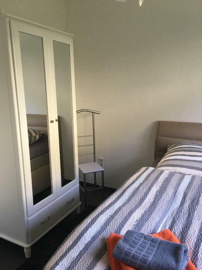 Ferien Mal Anders 2.0 Apartment Wilhelmshaven Bagian luar foto